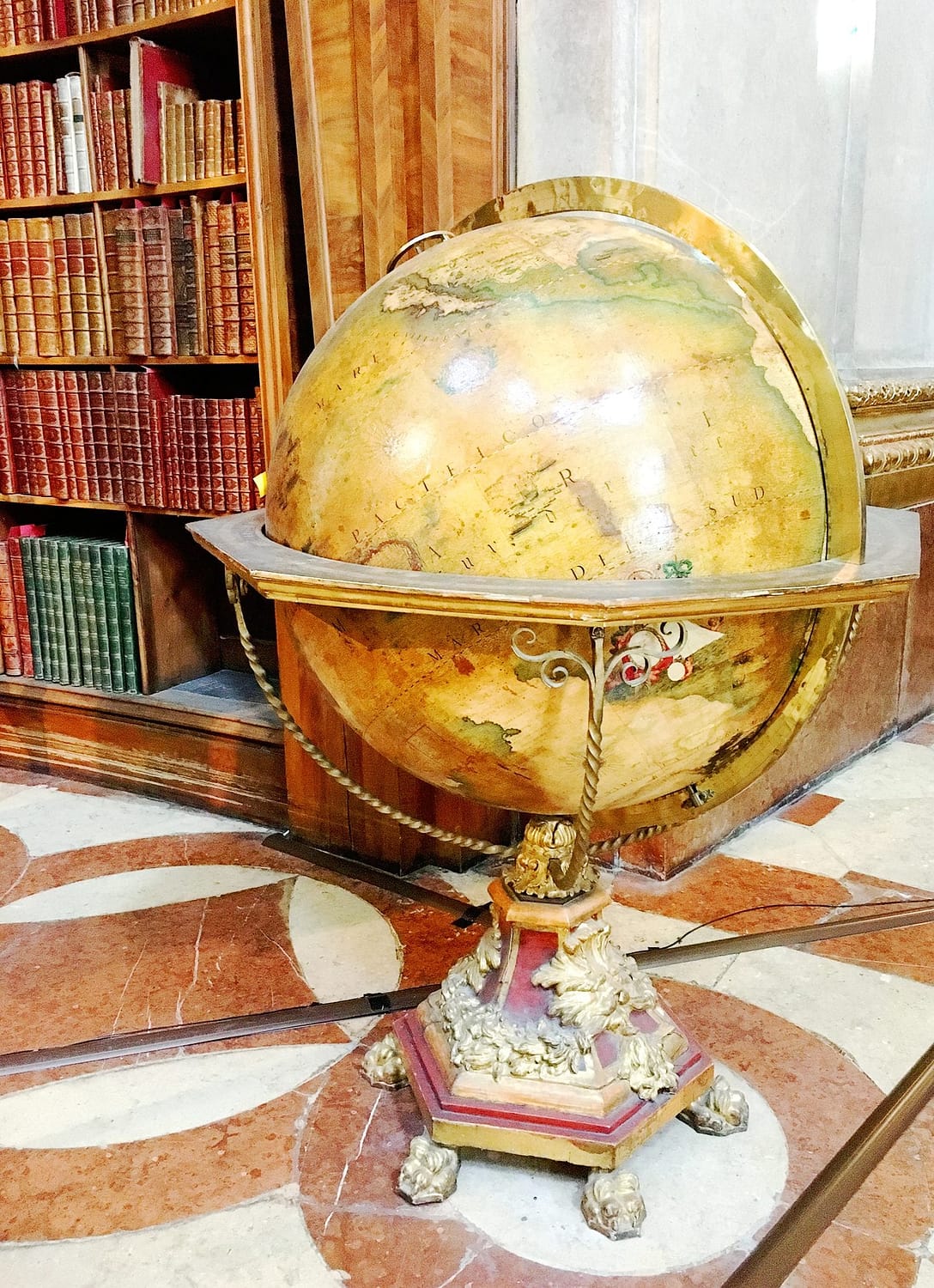 Venetian globe