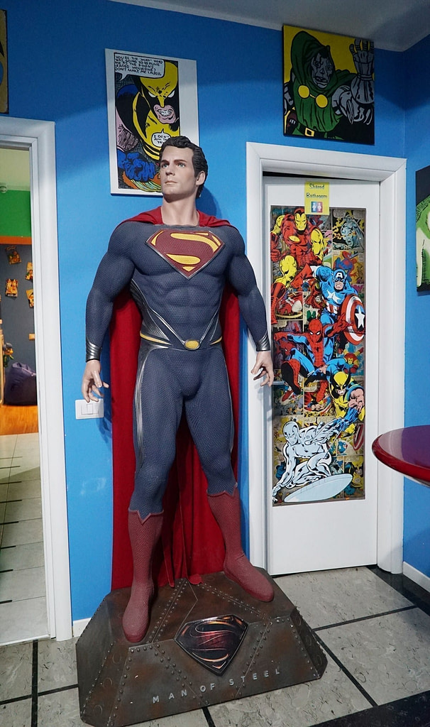 Comics Guesthouse superman